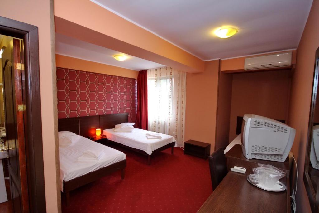 Hotel City Tulcea Phòng bức ảnh