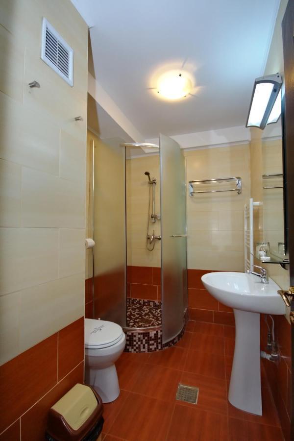 Hotel City Tulcea Phòng bức ảnh